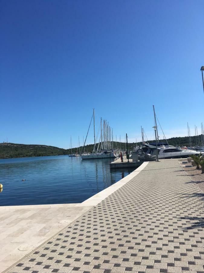 Luxury Apartments Vucinic Пироваць Екстер'єр фото