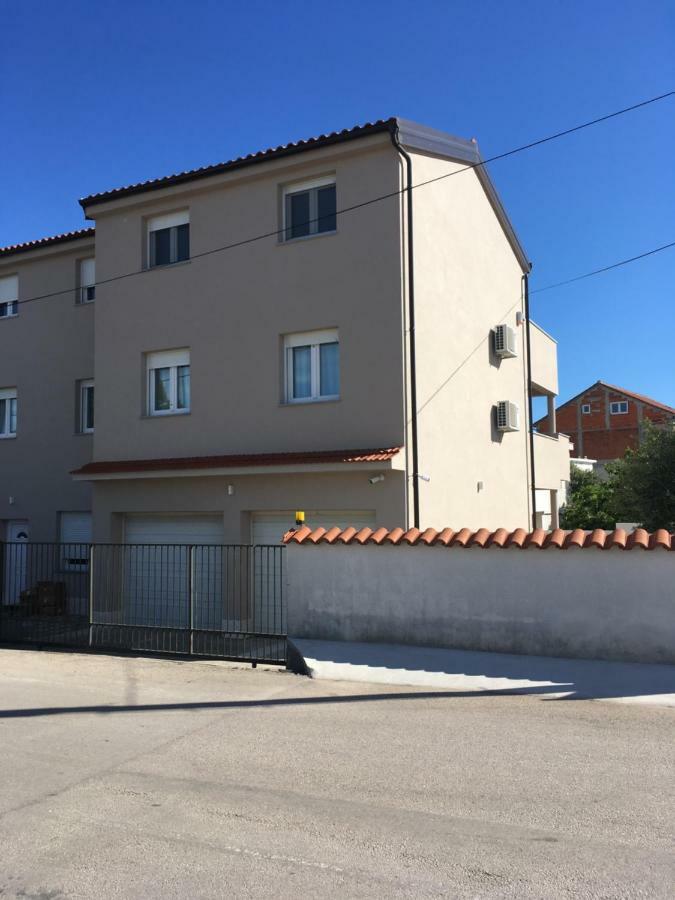 Luxury Apartments Vucinic Пироваць Екстер'єр фото