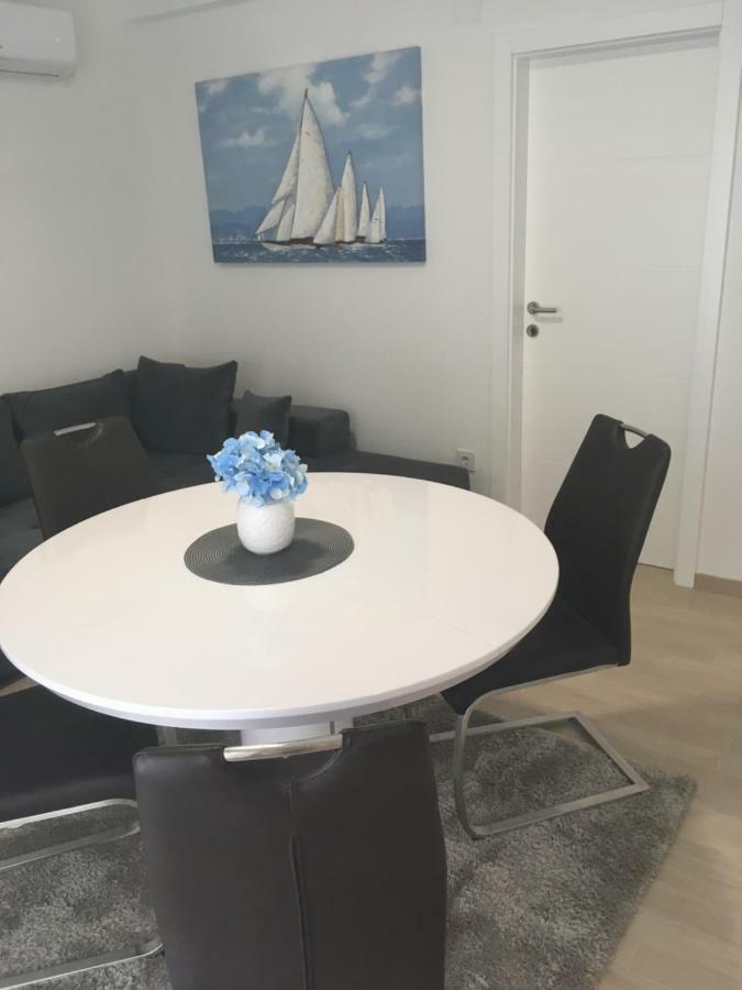 Luxury Apartments Vucinic Пироваць Екстер'єр фото