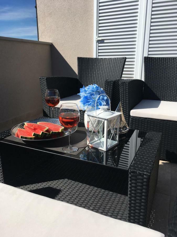 Luxury Apartments Vucinic Пироваць Екстер'єр фото